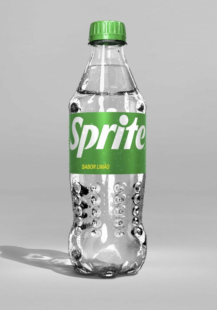 Portal Jaciara Barros – Garrafa plástica transparente de Sprite, tampa verde e rótulo Sabor Limão, sobre fundo cinza liso. – Portal Jaciara Barros