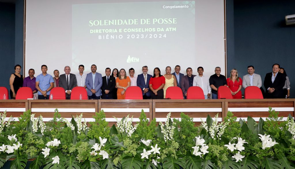 Em cerimônia de posse da diretora da ATM, governador Wanderlei Barbosa reforça trabalho conjunto entre Governo do Tocantins e prefeituras do Estado Foi empossado na manhã desta terça-feira, 28, o prefeito do município de Talismã, Diogo Borges, como presidente da entidade por dois anos