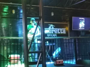 Lambreta Rock Bar em Palmas reúne música ao vivo, ambiente acolhedor e programação semanal com grandes atrações.