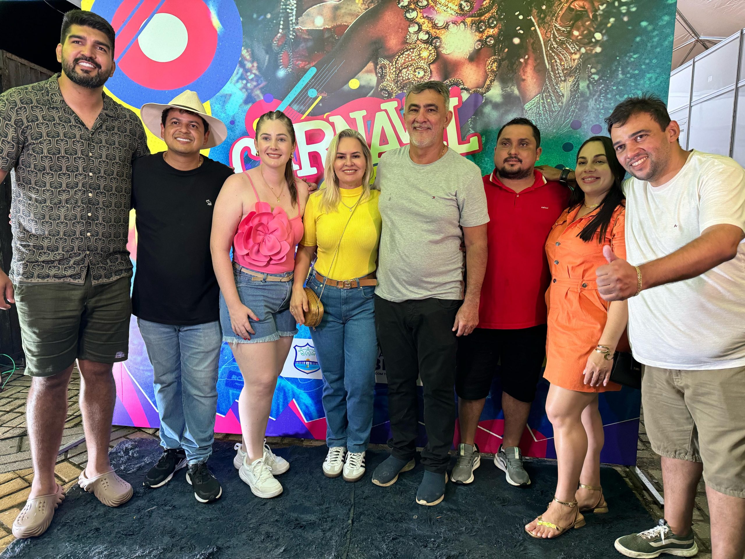 Amélio Cayres participa do “Bloco dos Sujos”, carnaval de Xambioá com mais de 40 anos de tradição 35 Carnaval