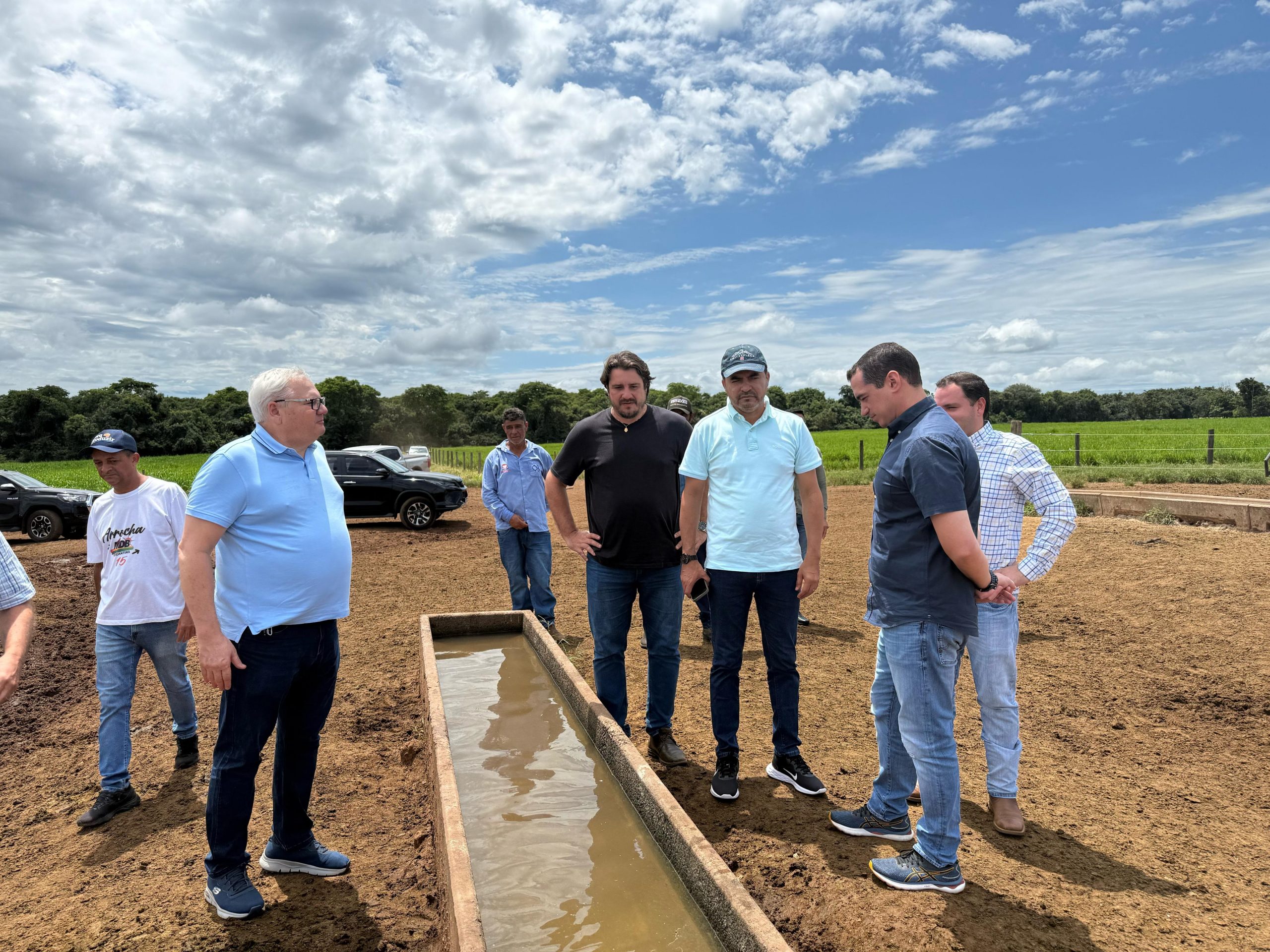 Deputado Fortes trabalha ao lado do governador Wanderlei Barbosa para fortalecer a pecuária no Tocantins 35 Comprometido com a agropecuária, Eduardo Fortes agradeceu a atenção do governador sobre as pautas do agro