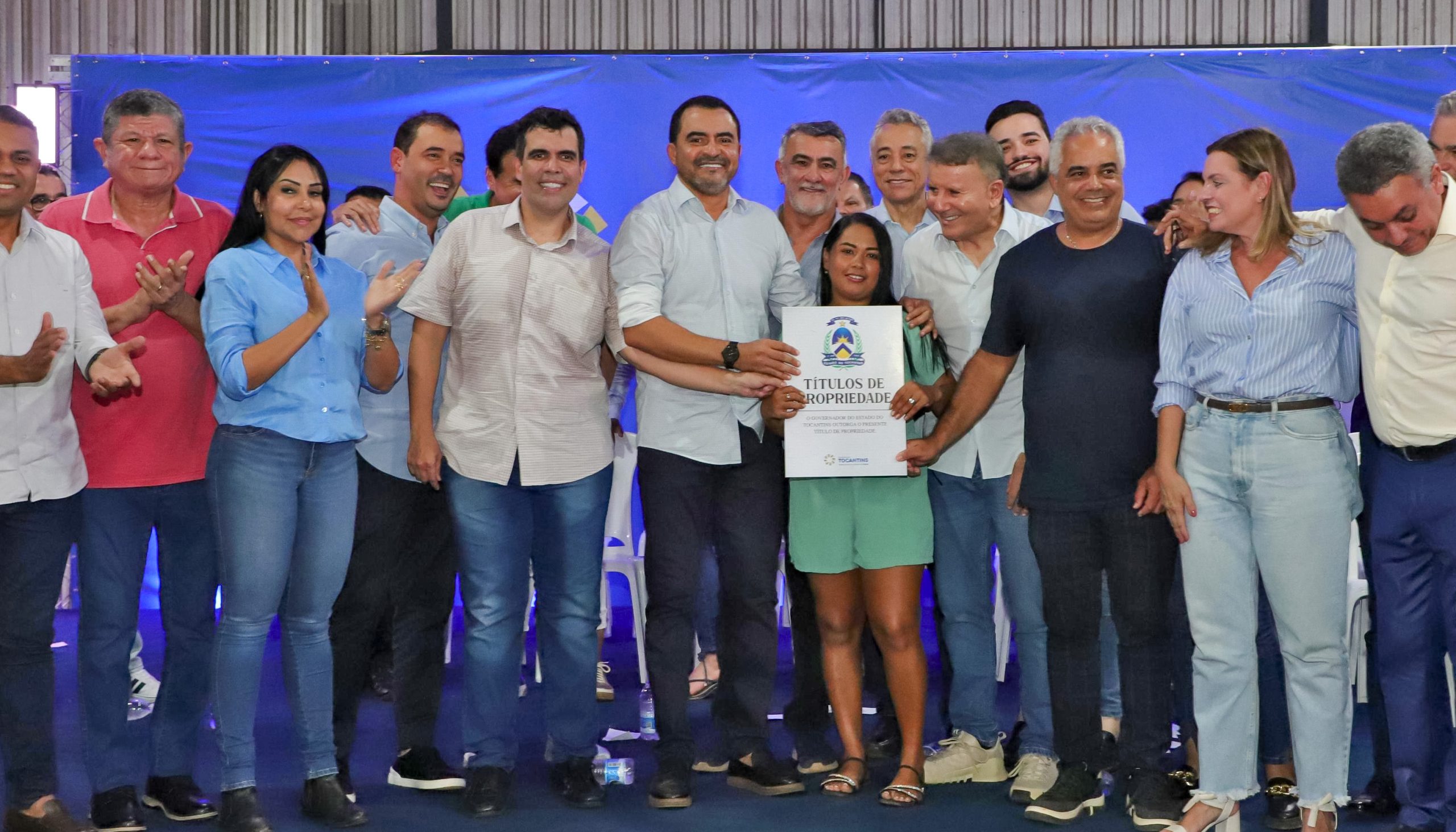 Governador Wanderlei Barbosa entrega mais de mil títulos de propriedade a moradores do Jardim Taquari após duas décadas de espera 35