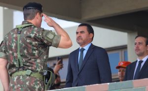 Governador Wanderlei Barbosa prestigia solenidade em homenagem ao Dia do Exército, realizada no 22º Batalhão de Infantaria Mecanizado, em Palmas - Foto: Antonio Gonçalves/Governo do Tocantins