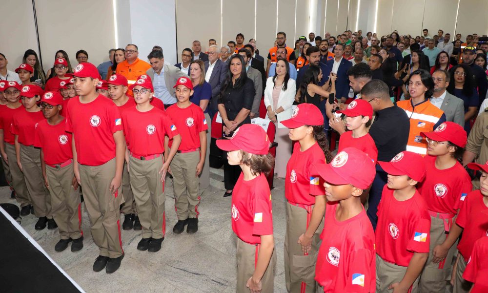 Autoridades estaduais participam do lançamento do Foco no Fogo 2025, que inicia suas ações de forma antecipada este ano, com o maior plano de combate a incêndios da história do Tocantins