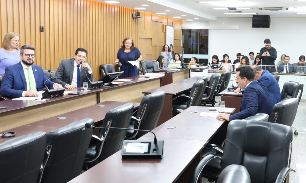 Comissão de Finanças - foto Isis Oliveira