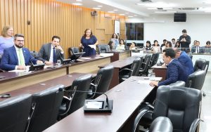 Comissão de Finanças - foto Isis Oliveira