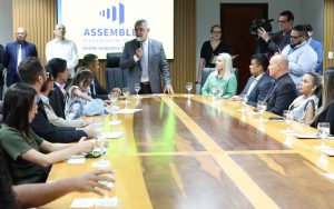 Posse de mais 10 aprovados no concurso da Aleto - foto Silvio Santos