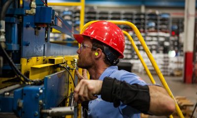 Já o número de empregados se manteve estável no período pesquisado e o empresário cauteloso em relação a novos investimentos.