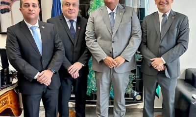 O senador Eduardo Gomes recebeu representantes do CRO-TO para discutir o PL 1365/2022, que trata da valorização da Odontologia e ampliação da saúde bucal no SUS!
