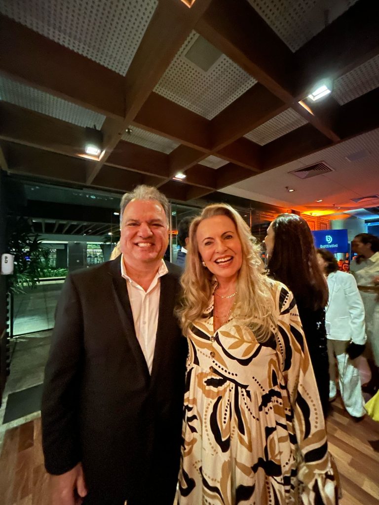 Grupo The President reúne executivas em evento VIP em SP 42 The President- Celso Masson e Silvana Giangrande