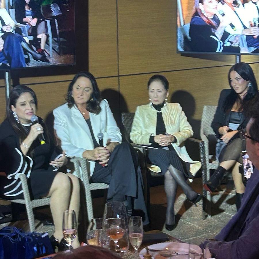 Grupo The President reúne executivas em evento VIP em SP 44 The President- debate com Lydia Sayeg, Sonia Hess, Chieko Aoki e CEOs empresariais