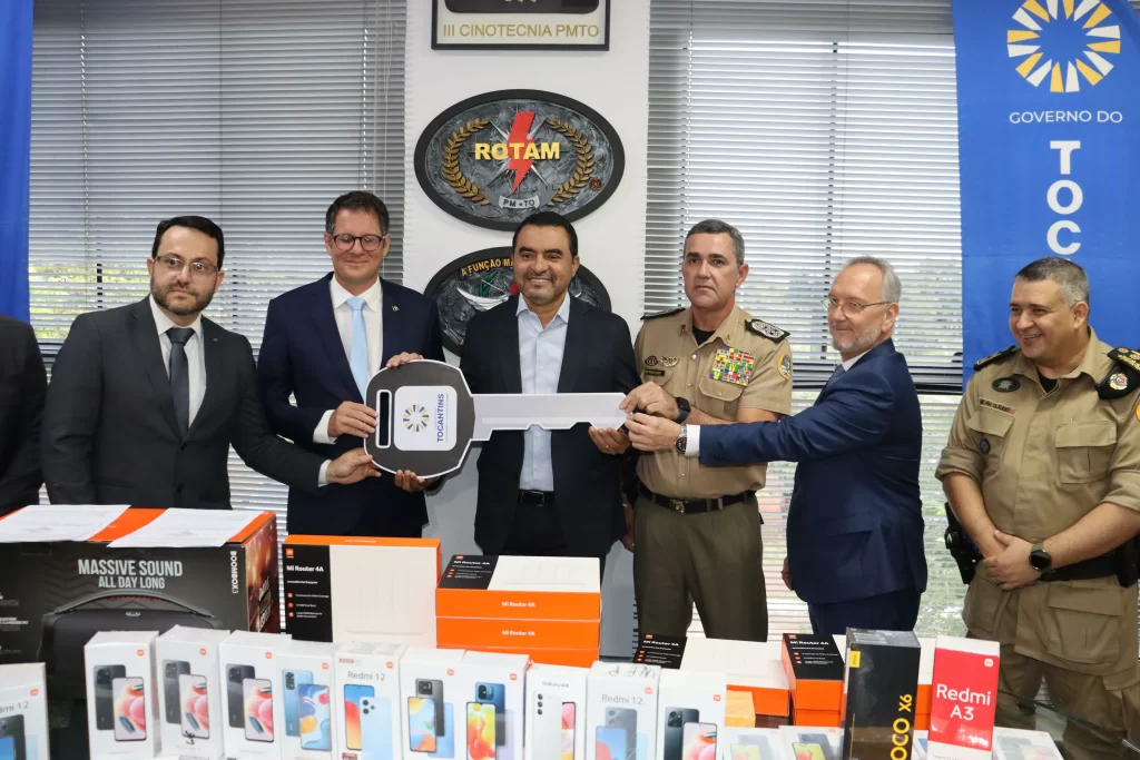 coronel Márcio Barbosa, oficializou a doação de bens apreendidos feita pela Receita Federal