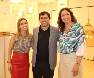 Fernanda de Paula Macedo, idealizadora da Metaldomado, o empresário Danilo Brentini, da My Leds, e a empresária Graziela Guardiola prestigiaram o lançamento do Concurso Soul Brasil, em Palmas
