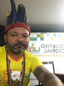 o mestrando André Goveia defendeu sua dissertação sobre poesia como ferramenta educativa na Universidade da Maturidade