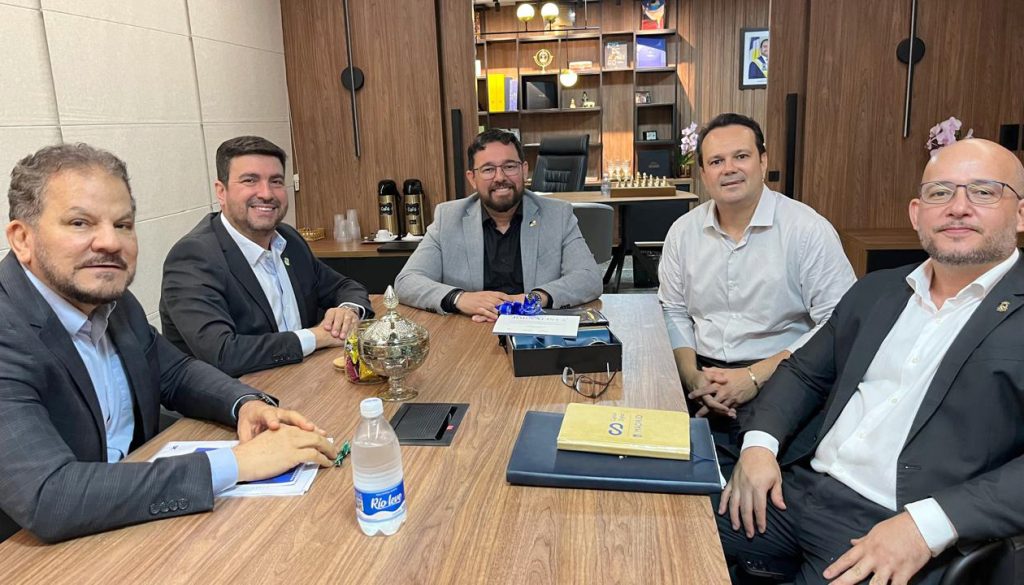 Governo do Tocantins renova contrato com rádios comunitárias para democratizar a informação nos município