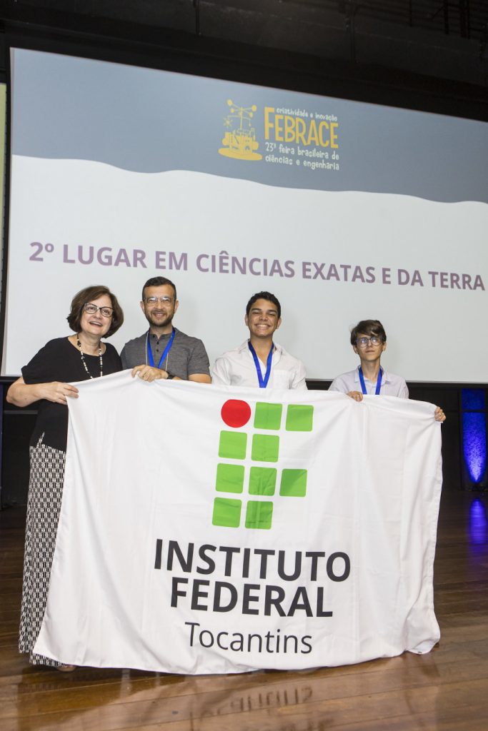 Estudantes do IFTO Araguaína premiados na FEBRACE 2025 com projeto de biofilmes sustentáveis