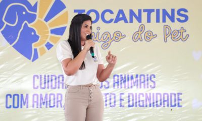 Primeira-dama Karynne Sotero apresenta o projeto Tocantins Amigo do Pet à população de Aliança do Tocantins - Foto: Loise Maria/Governo do Tocantins