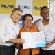 Mais de 500 famílias recebem títulos de propriedade nos setores Belo Horizonte e Vista Alegre, fortalecendo a inclusão social e o desenvolvimento urbano.