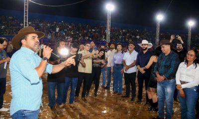 Governador Wanderlei Barbosa participa da segunda noite da tradicional festa de Rodeio de Taquaruçu
