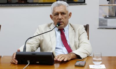 Deputados aprovam PL nº 563/2023, criando política estadual de atenção à pessoa com Parkinson, garantindo acesso à saúde, atendimento humanizado e multiprofissional.