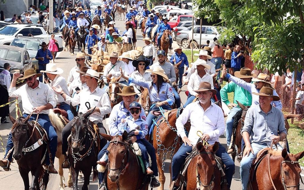 Deputados prestigiam cavalgada de Colméia; evento é parte da ExpoColméia 2025 36 ExpoColmédia 2025 - foto Koró Rocha