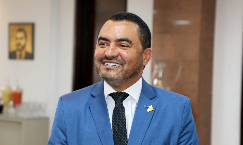 Wanderlei Barbosa tem o menor salário entre os governadores da região Norte