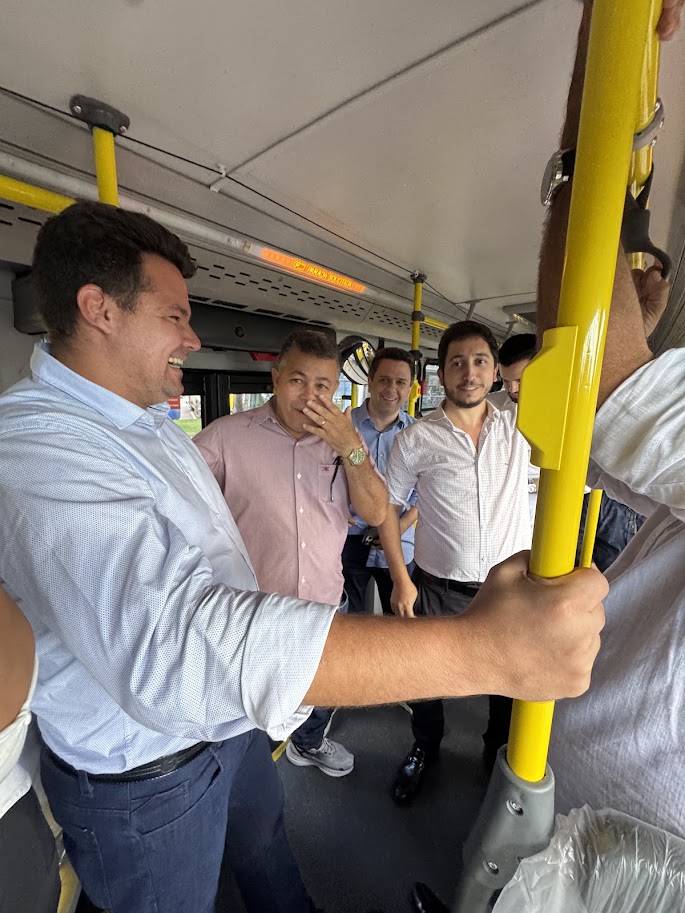 Vereadores de Palmas repercutem entrega de novos ônibus 35 Vereadores de Palmas repercutem entrega de novos ônibus