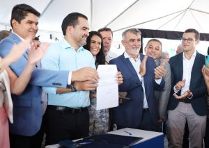 Deputados participam da ordem de serviço do novo hospital