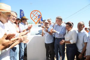 Solenidade marcou inauguração da reestruturação do parque agrotecnológico – Foto: Edu Fortes