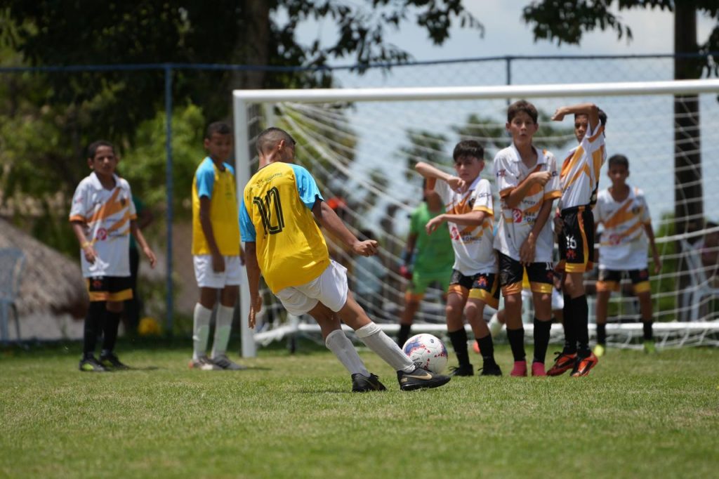 futebol infantojuvenil