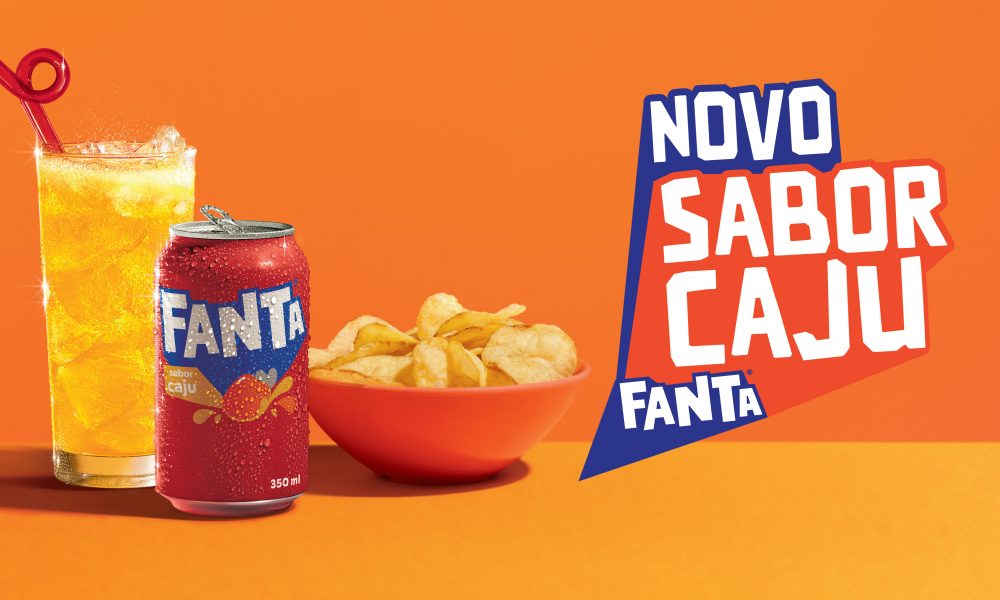 Em maio, chega em Goiás e Tocantins o lançamento exclusivo de Fanta Caju. Esta nova adição ao portfólio da marca promete surpreender os consumidores com um sabor autenticamente brasileiro, combinando a refrescância do caju com o refrigerante mais divertido do mercado