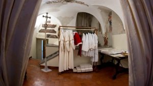 A “Sala das Lágrimas”, onde o cardeal se torna Papa