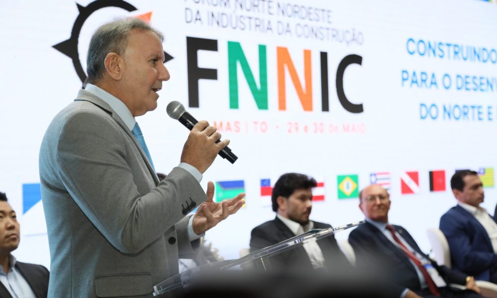 Prefeito reforçou o papel da construção na economia palmense, que representa cerca de 40% da atividade econômica da capital – Foto: Edu Fortes