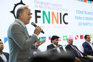 Prefeito reforçou o papel da construção na economia palmense, que representa cerca de 40% da atividade econômica da capital – Foto: Edu Fortes