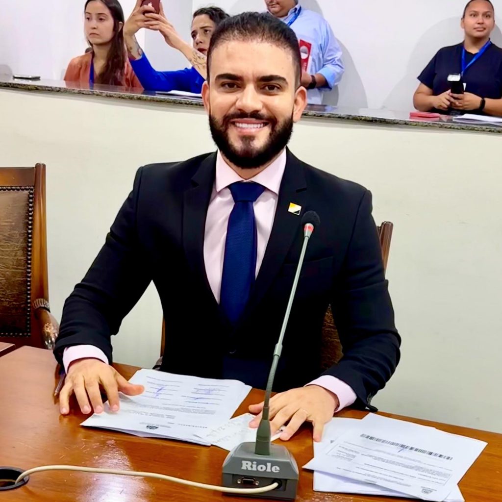 Léo Barbosa: O Deputado Que Se Destaca na Política Tocantinense