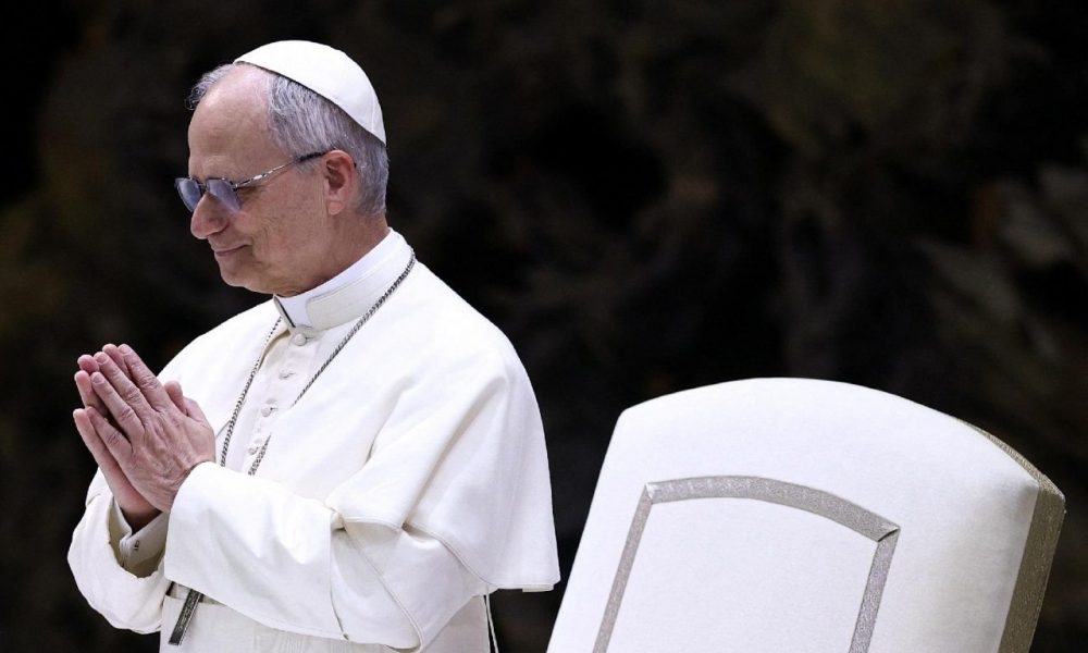 Papa Leão XIV agradece aos jornalistas pelo