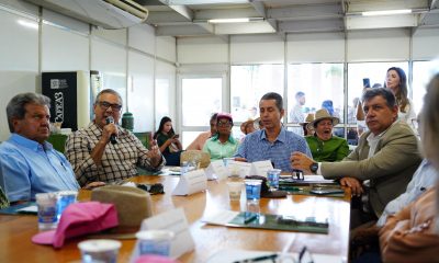 Presidente do Sistema FAET/Senar, Paulo Carneiro e lideranças do CNA