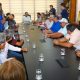 Governador Wanderlei Barbosa discute pavimentação da TO-239 com gestores municipais e produtores - Foto: Antonio Gonçalves/Governo do Tocantins