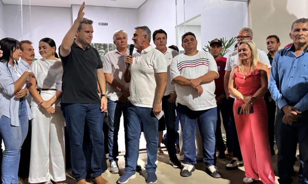 Em seu discurso, Cayres ressaltou a importância das obras para a população. Foto Amanda Germiniani