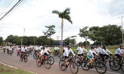 Passeio teve o objetivo de sensibilizar a população sobre os índices de sinistros e mortes envolvendo ciclistas e incentivar o respeito no trânsito