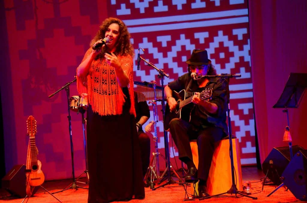 Nacha Moretto apresenta emocionante "Tributo a Mercedes...