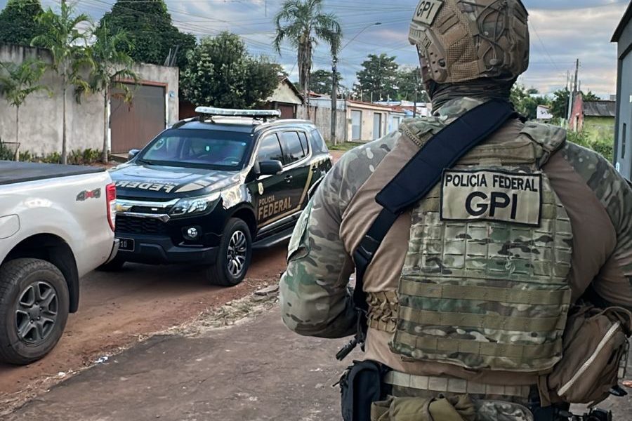 Polícia Federal e Polícia Civil desarticulam organização criminosa envolvida em crimes contra instituições financeiras