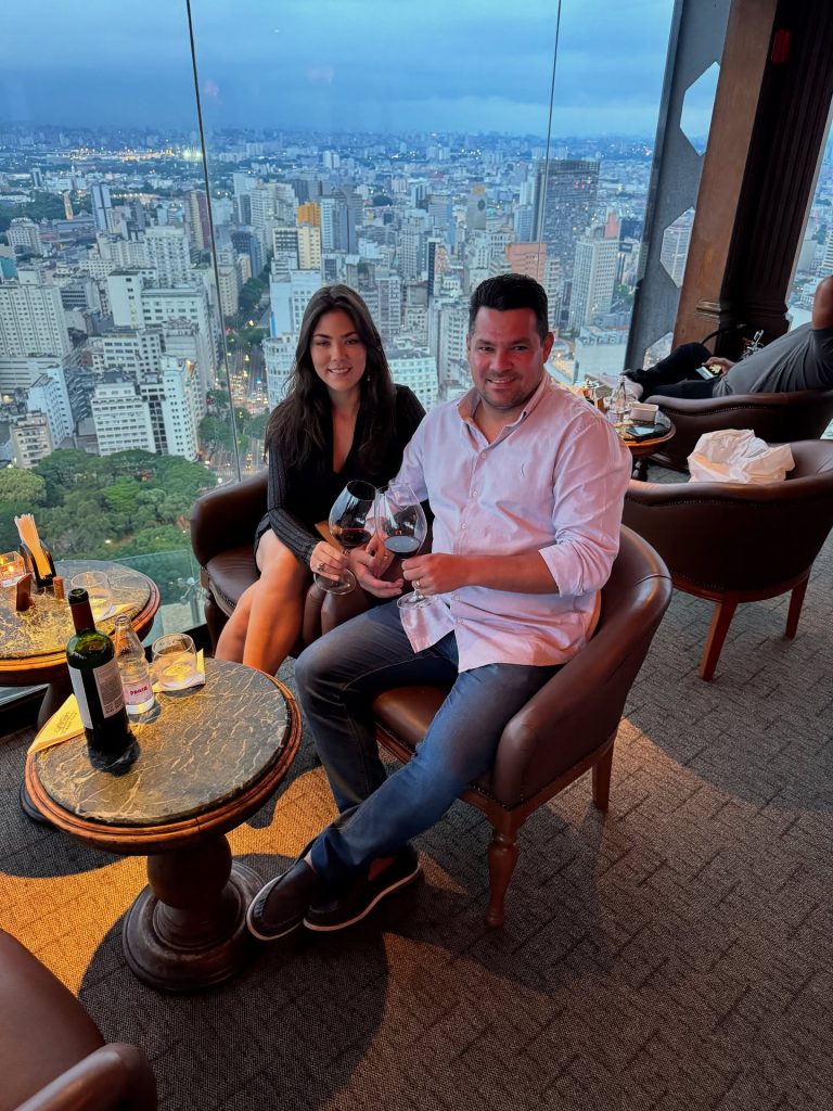 Walter Viana e Caroll Gratão celebram 3 anos de união