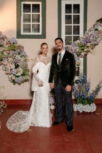 Os fotógrafos Anna Quast e Ricky Arruda, responsáveis por registrar o casamento no Rio, também assinaram os cliques da celebração no interior
