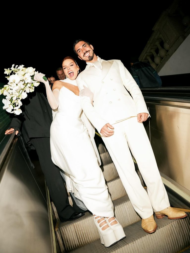 Giovanna Lancellotti e Gabriel David se casam no Cristo Redentor