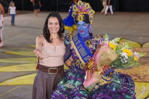 Primeira-dama do municipio, Polyanna Siqueira Campos parabeniza Rainha eleita do 33º Arraiá da Capital – Foto: Júnior Suzuki