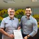 O Sebrae Tocantins e a Assembleia Legislativa do Estado do Tocantins (ALETO) assinaram, na manhã desta quarta-feira, 30, um convênio para a execução do projeto TO Cidade Empreendedora.