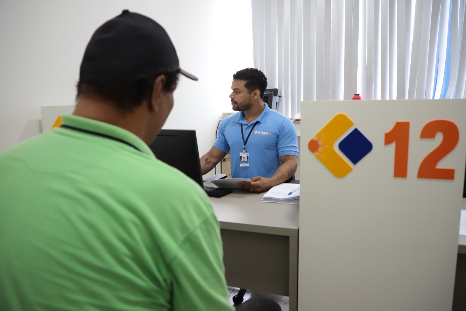 Com mais de 77 mil processos, Detran/TO registra aumento de 27% no número de atendimento no mês de junho 51 Ampliação dos serviços digitais contempla o amplo projeto do Governo do Tocantins de modernização da administração pública do estado, em busca de oferecer mais celeridade e eficiência aos cidadãos tocantinenses