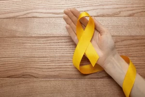 Campanha Julho Amarelo reforça a importância do diagnóstico precoce e da prevenção contra as hepatites virais no Brasil.