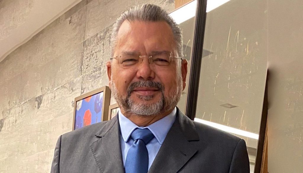 Nilomar Farias é especialista em Direito Penal, Processo Penal e Constitucional pela Academia de Polícia Civil do Estado de Goiás e tem larga experiência na atuação institucional